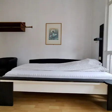 Akropolis Konukevi Rellingen