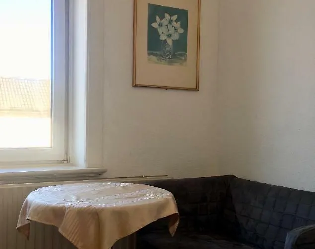 Pensión Akropolis 3*